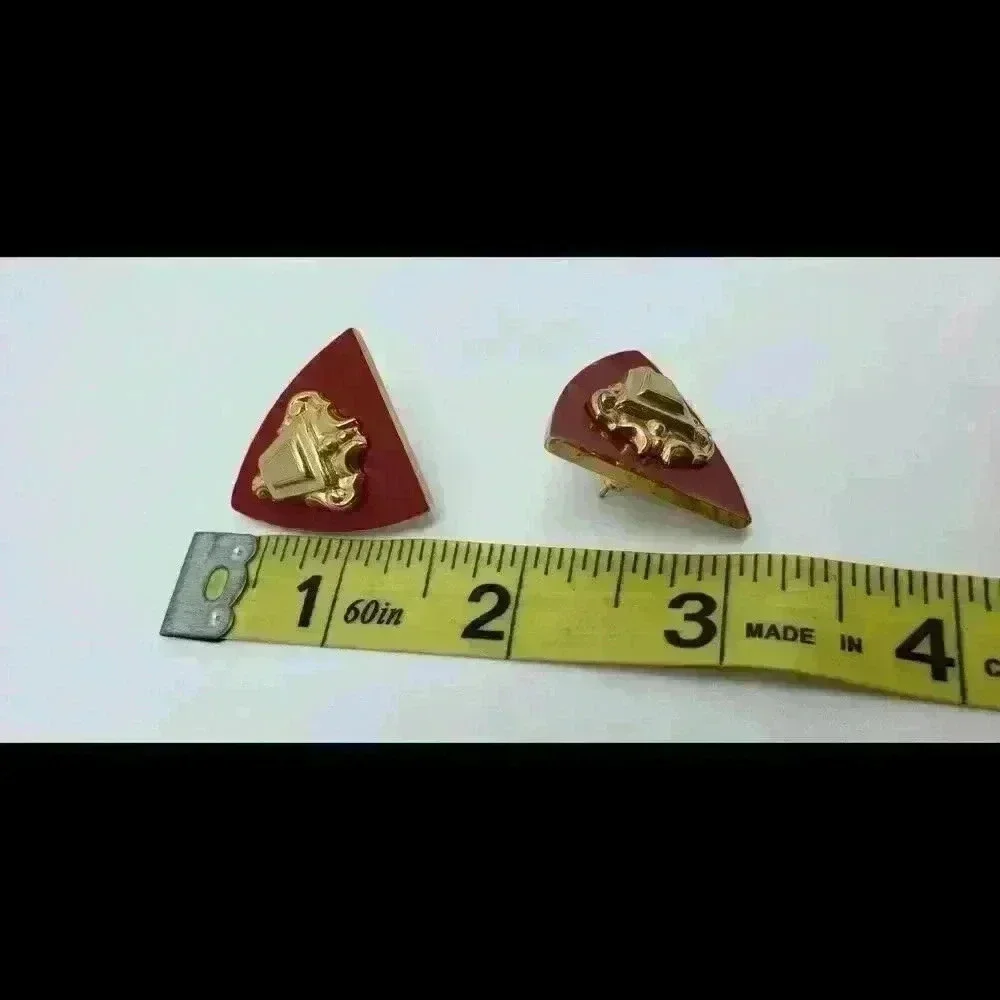 Vintage Earrings Cherry Red  Gold Shield Knights Pierced Celtic Crest Queen King
